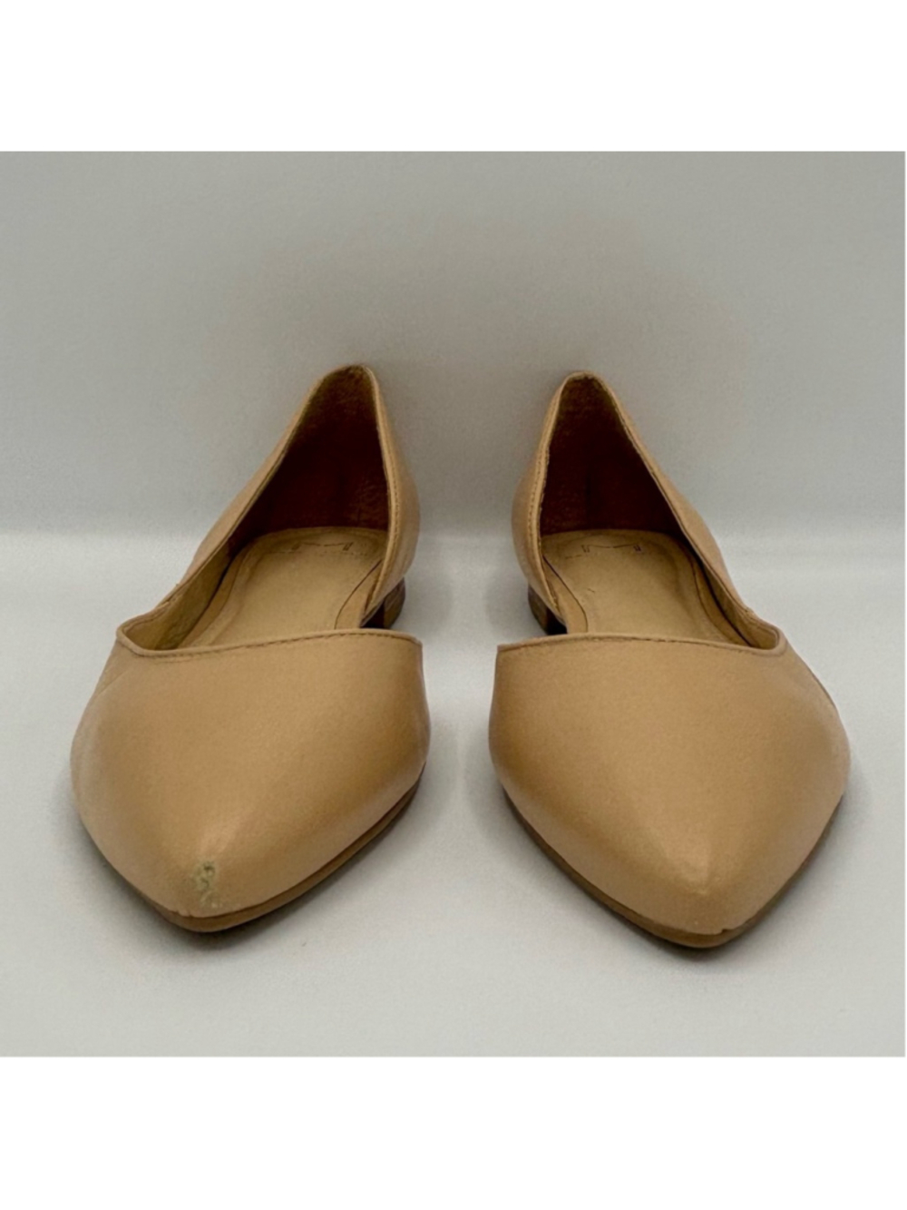 MARC FISHER Sunny Half D'orsay Flat In Beige Leather Size 7.5 - Picture 9 of 14